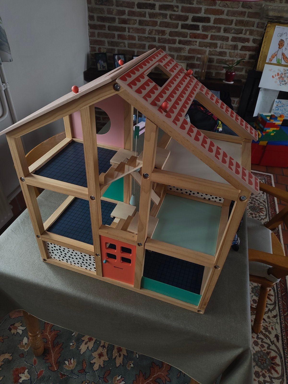 Houten Poppenhuis, Ophalen, Poppenhuis