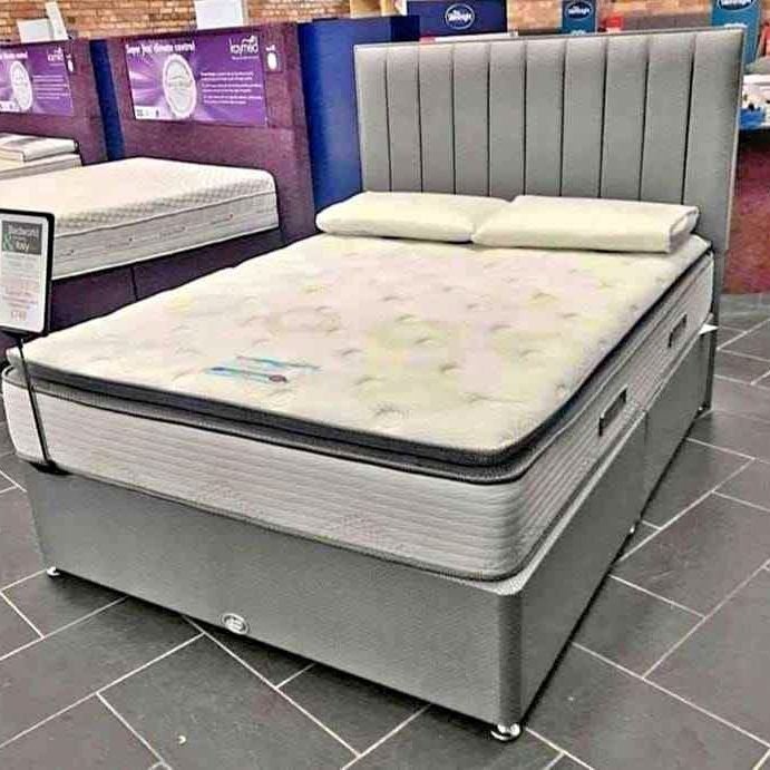 Lit simple et double + matelas en stock, Envoi, Neuf, Deux personnes, Matelas