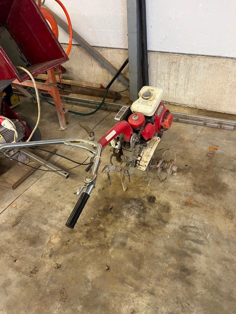 Honda F400 tuinfrees, Doe-het-zelf en Bouw, Gereedschap | Freesmachines, Ophalen, Tuinfrees
