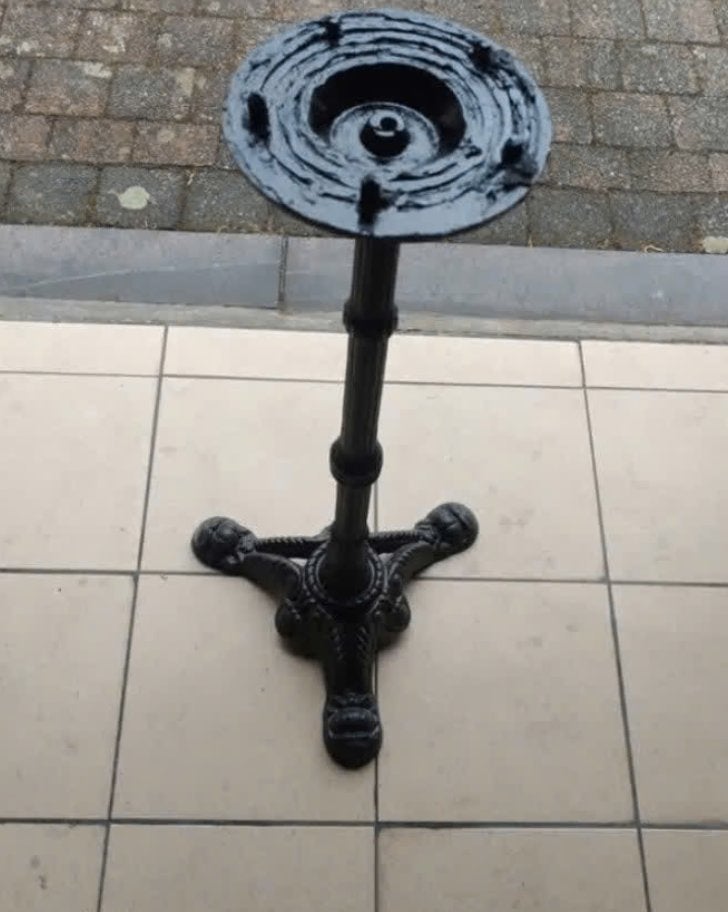 Gietijzeren onderstel tuin/terrastafel, Tuin en Terras, Ophalen, Zo goed als nieuw, Metaal