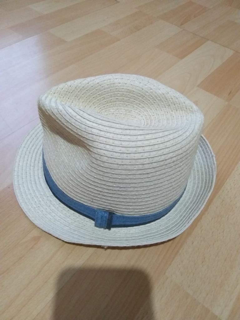 Chapeau, Ophalen, Hoed