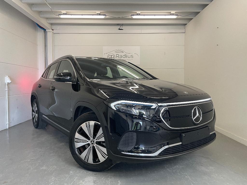 Mercedes-Benz - EQA250, Zwart, Leder en Stof, Zwart, 5 zetels