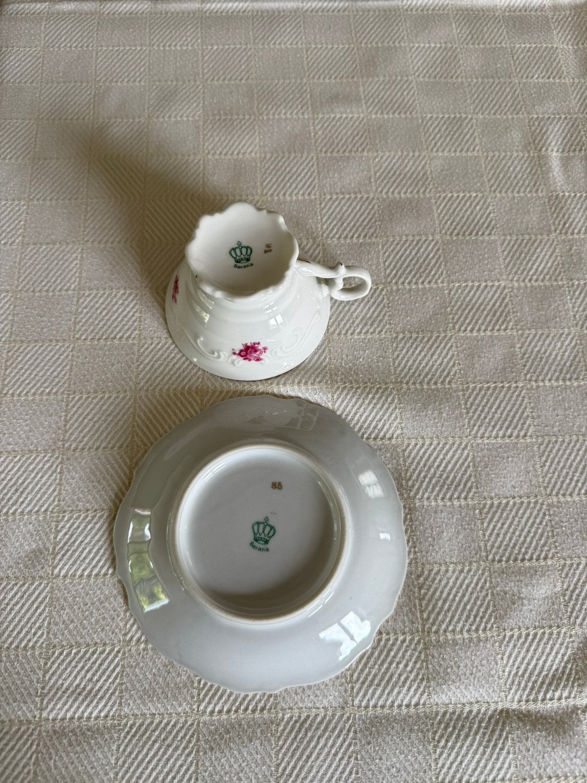 Tasses et soutasses à thé Bavaria, Enlèvement