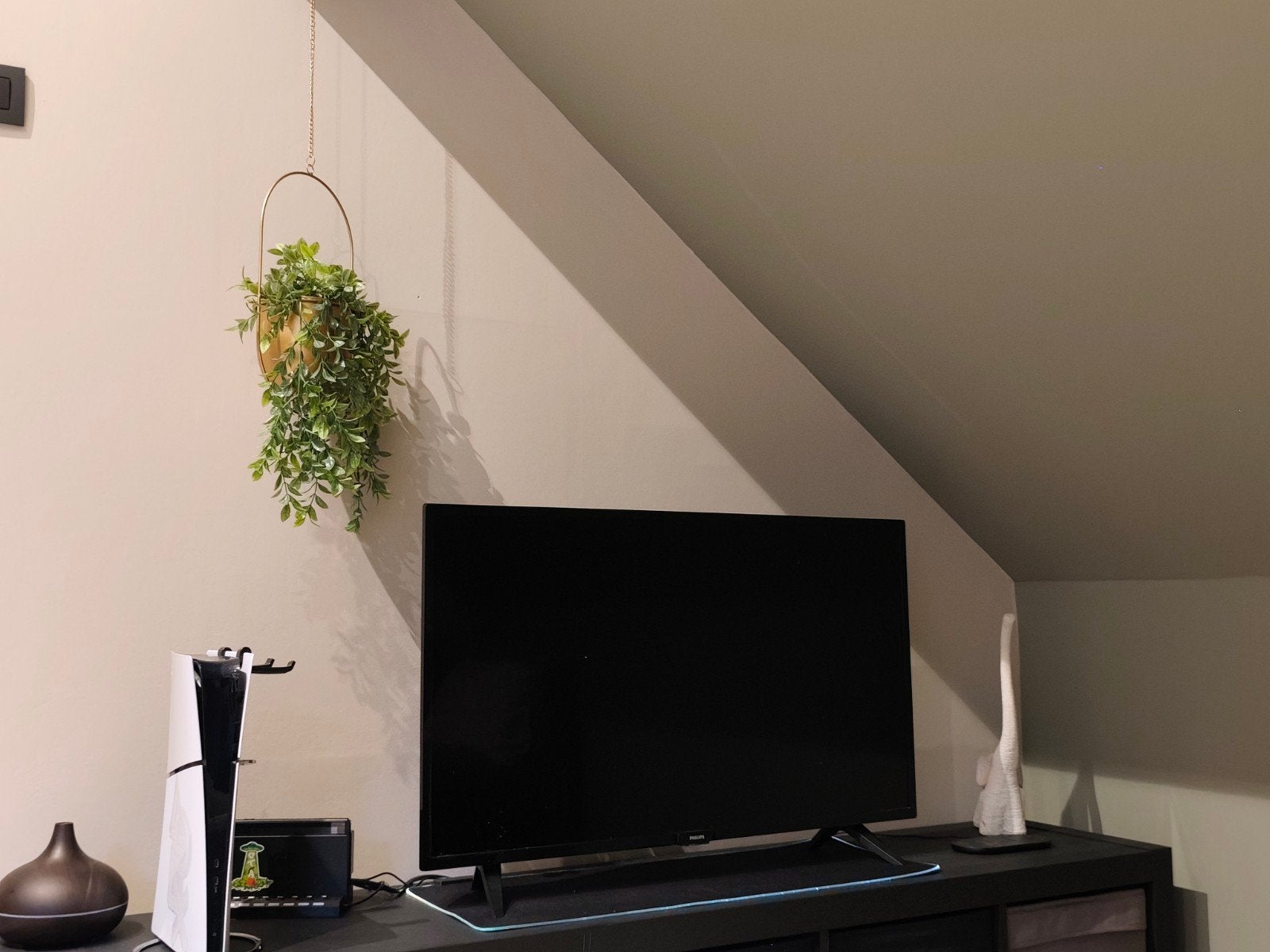 Philips tv, Huis en Inrichting, Kasten |Televisiemeubels, Ophalen