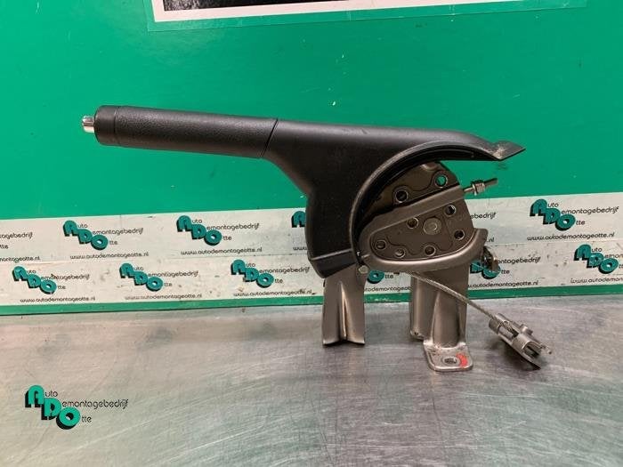 Levier frein à main d'un Suzuki Swift (Swift 05-), -, 3 mois de garantie, Utilisé, -
