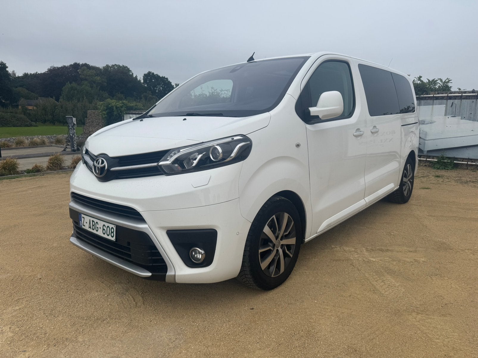 TOYOTA PROACE 2.0 HDI 176000KM BOITE AUTO 7 PLACES FULL, Autos, Bluetooth, Achat, ProAce, Noir