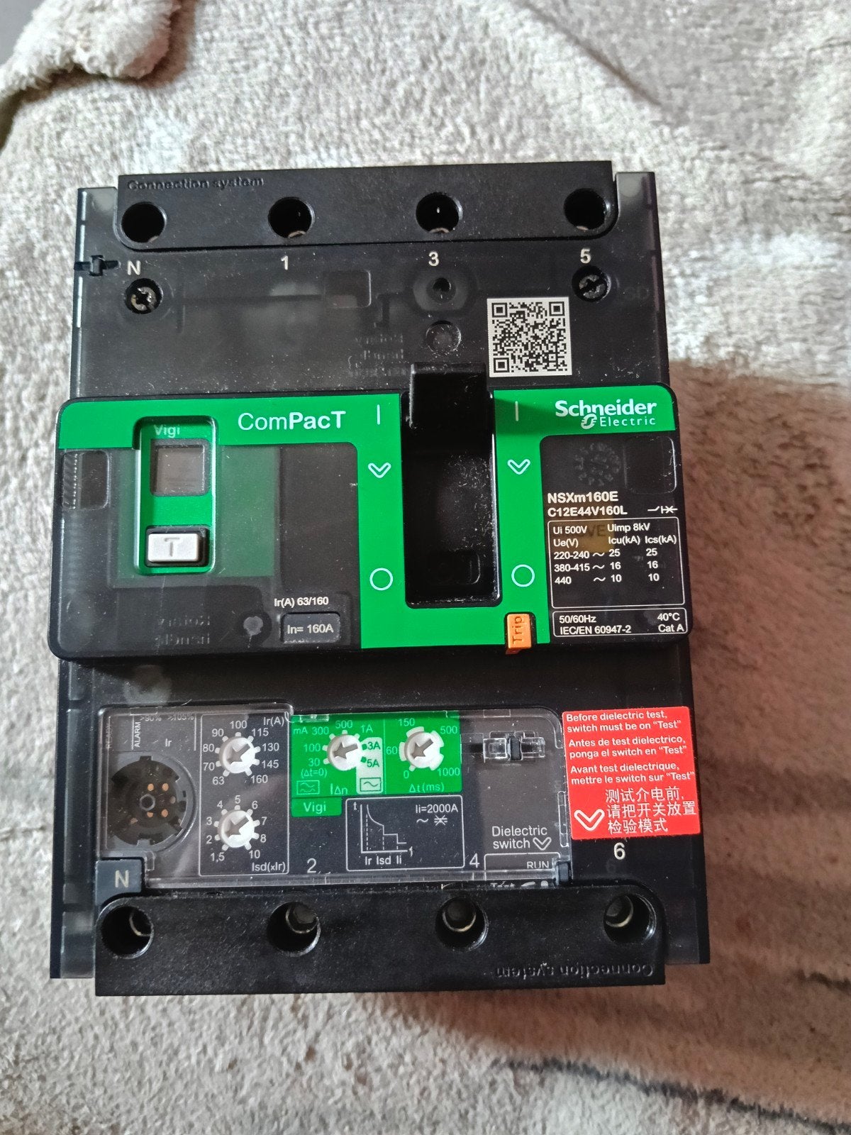 disjoncteur Schneider neuf, Hobby en Vrije tijd, Elektronica-componenten, Ophalen of Verzenden, Nieuw