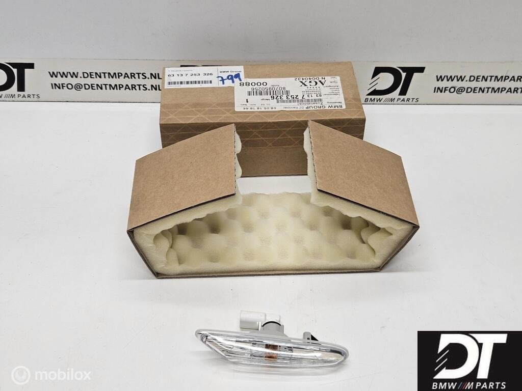 Knipperlicht spatbord rechts BMW E90 E91 E92 E93 63137253326, Auto-onderdelen, Nieuw, Ophalen of Verzenden