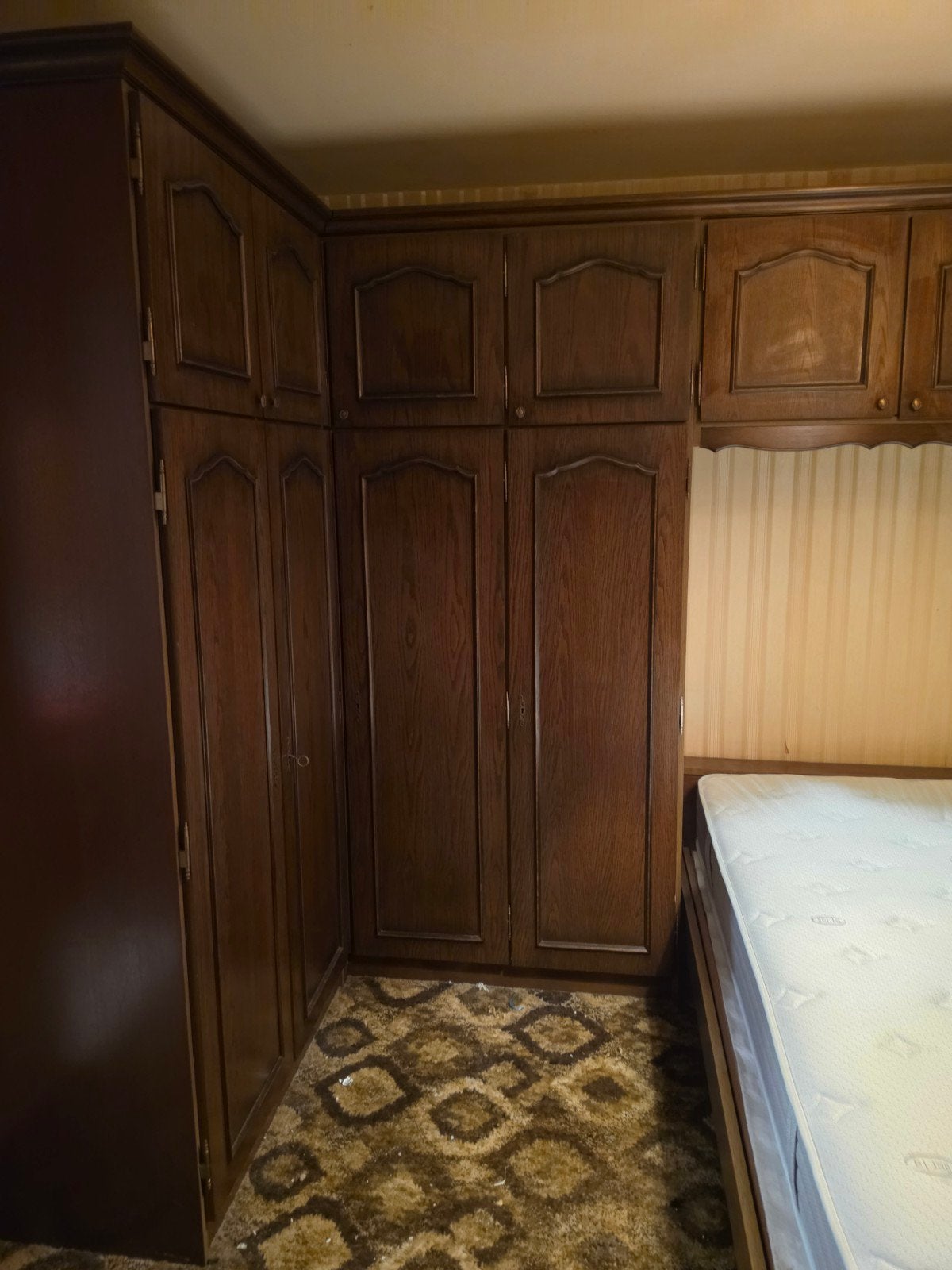 GRATIS - 2 persoons slaapkamer met bovenbouw, Huis en Inrichting, Ophalen, Gebruikt, Tweepersoons, Klassiek