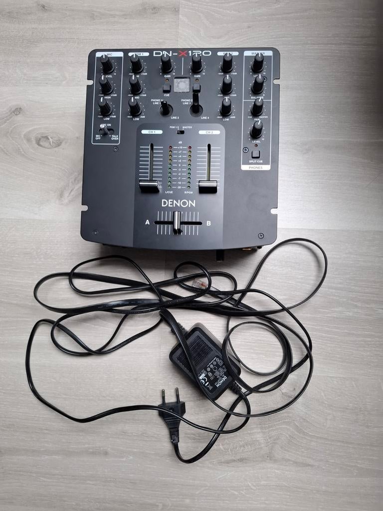 Mengpaneel 2 kanaals denon dn-x120, Muziek en Instrumenten, Ophalen