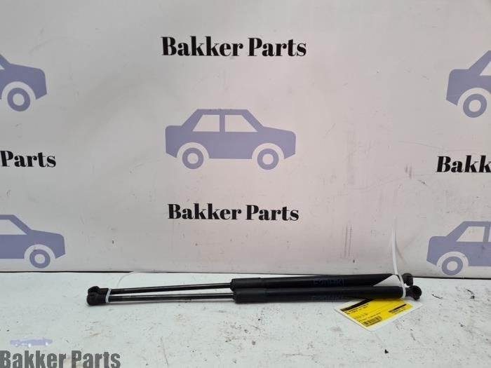 Kit amortisseur gaz hayon d'un BMW 1-Serie, Autos : Pièces & Accessoires, -, -, 3 mois de garantie, Utilisé