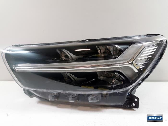Koplamp links van een Volvo XC40, Gebruikt, -, -, Ophalen of Verzenden