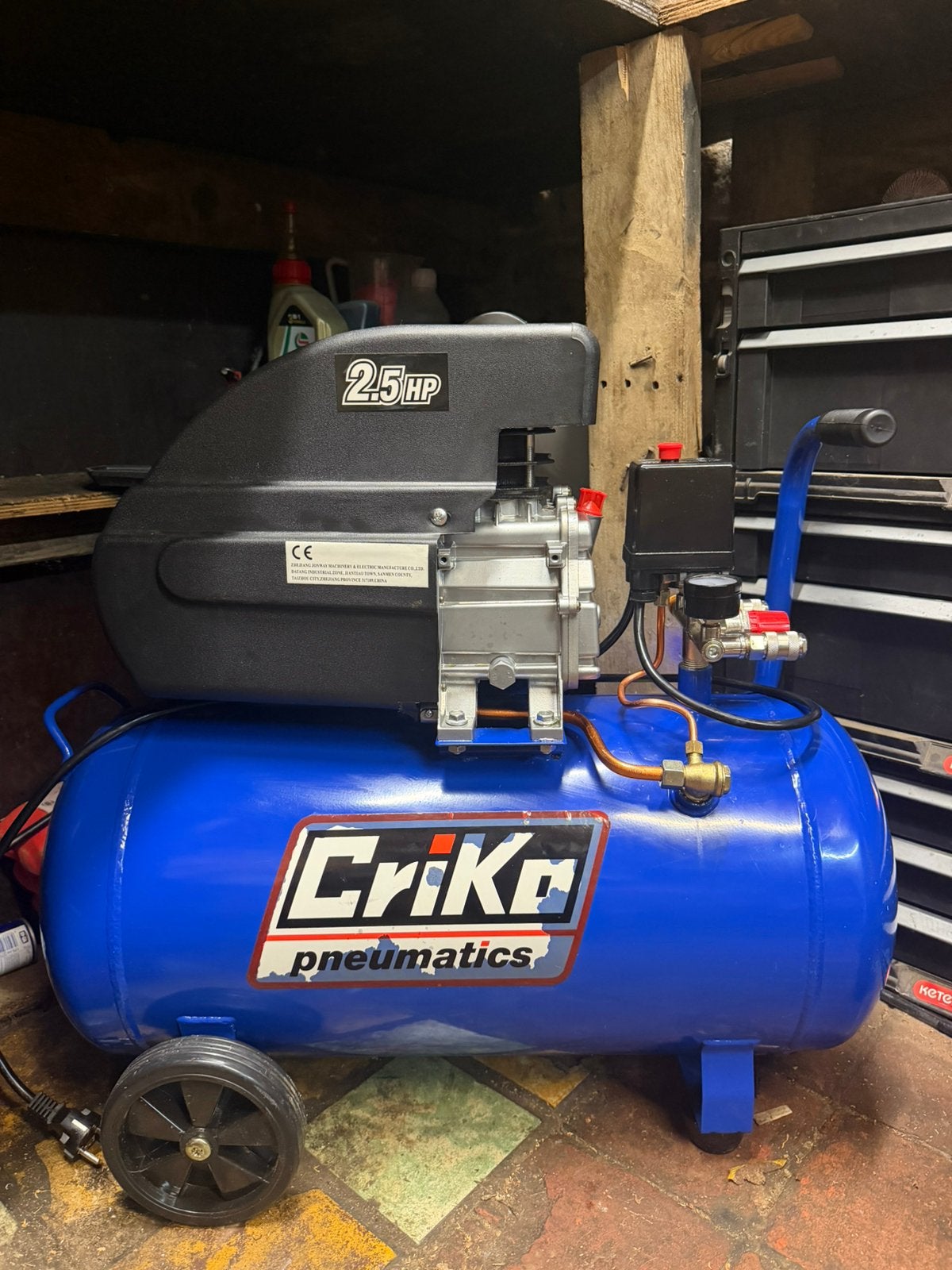 Criko compressor 1900W 50l nieuwstaat, Doe-het-zelf en Bouw, Ophalen of Verzenden, Zo goed als nieuw