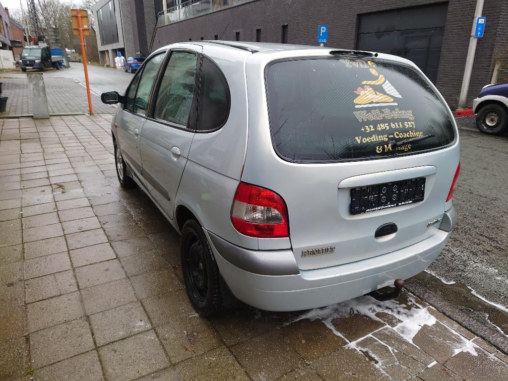 Renault Scenic 1.6 16v export, Auto's, Renault, Voorwielaandrijving, 4 cilinders, Elektrische ramen, Particulier