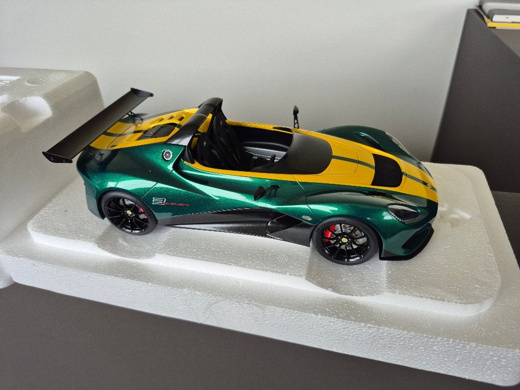 Lotus 3 eleven autoart, Enlèvement ou Envoi, Utilisé, Voiture, Autoart