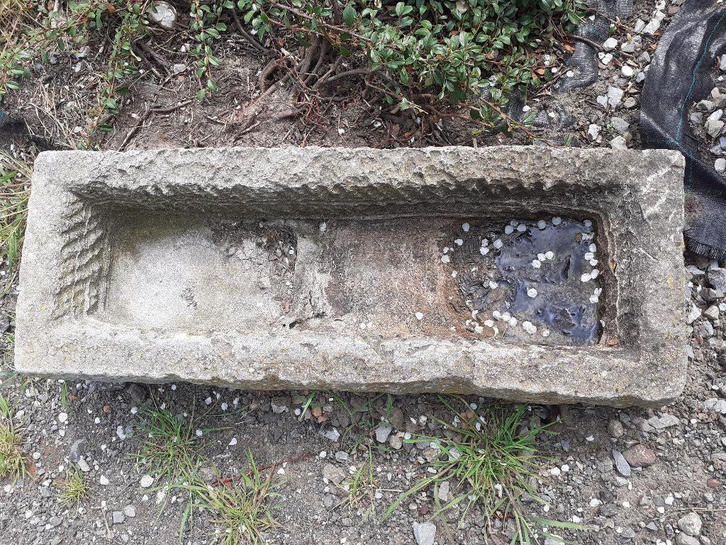 BAC EN PIERRE, Jardin & Terrasse, Moins de 30 cm, Pierre, Enlèvement, Utilisé