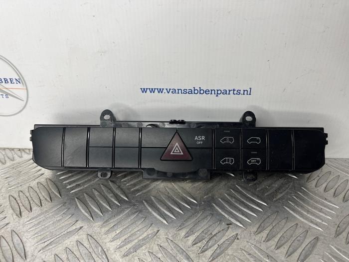 Paniekverlichtings Schakelaar van een Mercedes Vito, Gebruikt, -, -, 3 maanden garantie
