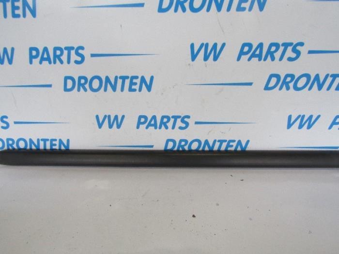 Bande décorative d'un Volkswagen Caddy, Volkswagen, -, 3 mois de garantie, Utilisé