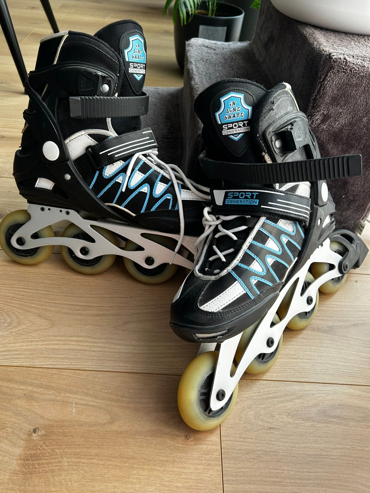 Skeelers, Verstelbaar, Zo goed als nieuw, Inline skates 4 wielen, Ophalen