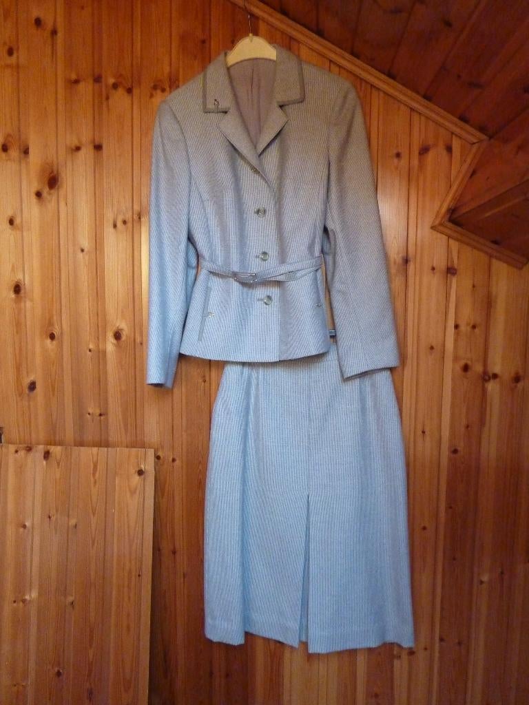 tailleurs  pour femmes  (veste + jupe), Enlèvement, Porté, Taille 38/40 (M), Noir