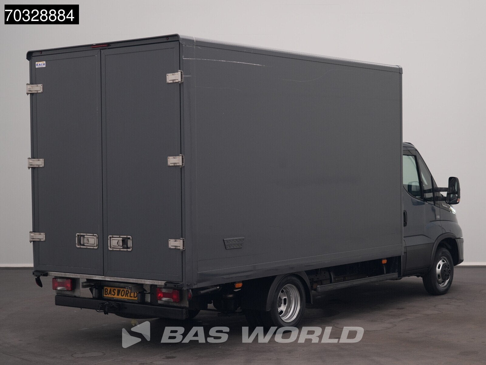 Iveco Daily 35C18 3.0L Automaat Koelwagen 3,5t Trekhaak Carr, Auto's, Bestelwagens en Lichte vracht, Automaat, Stof, Gebruikt