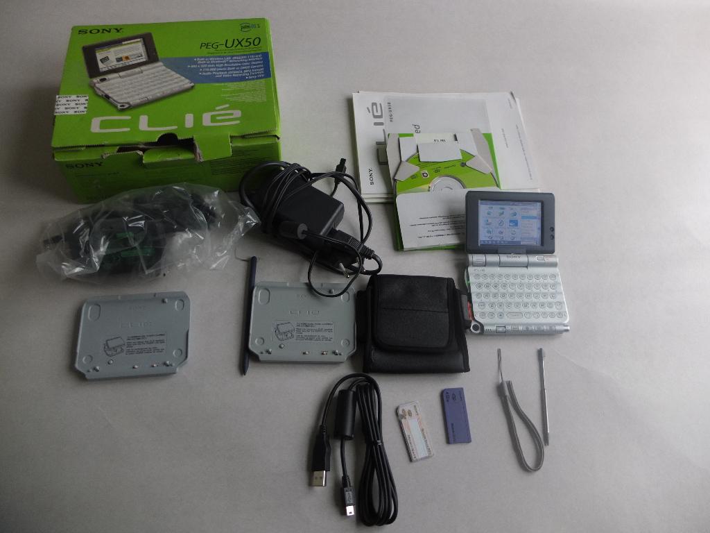 Ordinateur portable Sony CLIE PEG-UX50 en très bon état, Enlèvement, Utilisé, SONY