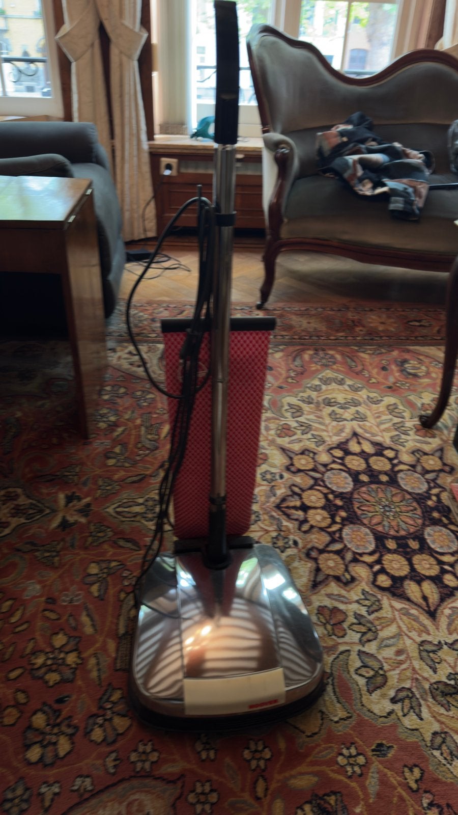Ancienne cireuse pour parquet hoover, Doe-het-zelf en Bouw, Ophalen, Zo goed als nieuw
