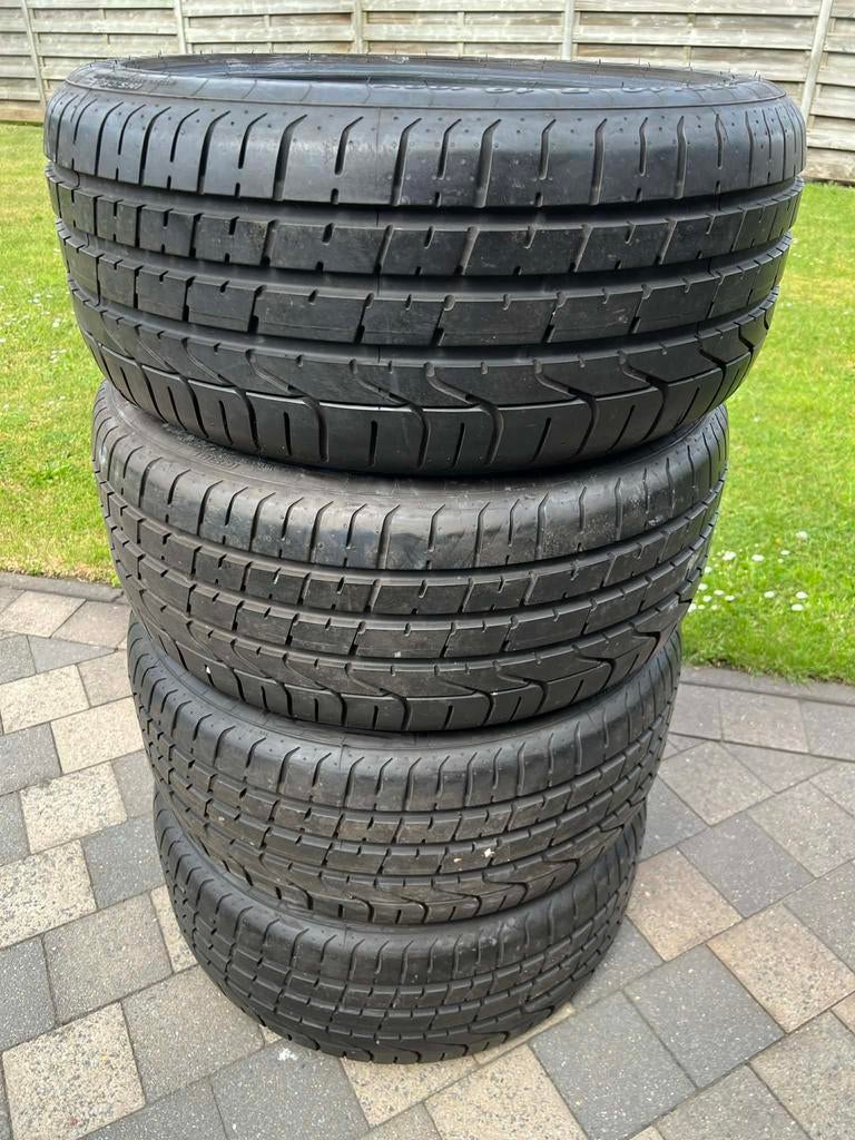 PIRELLI ZOMERBANDEN 255/40/R19 BIJNA NIEUW, Auto-onderdelen, Banden en Velgen, Gebruikt, 255 mm, Band(en), Personenwagen