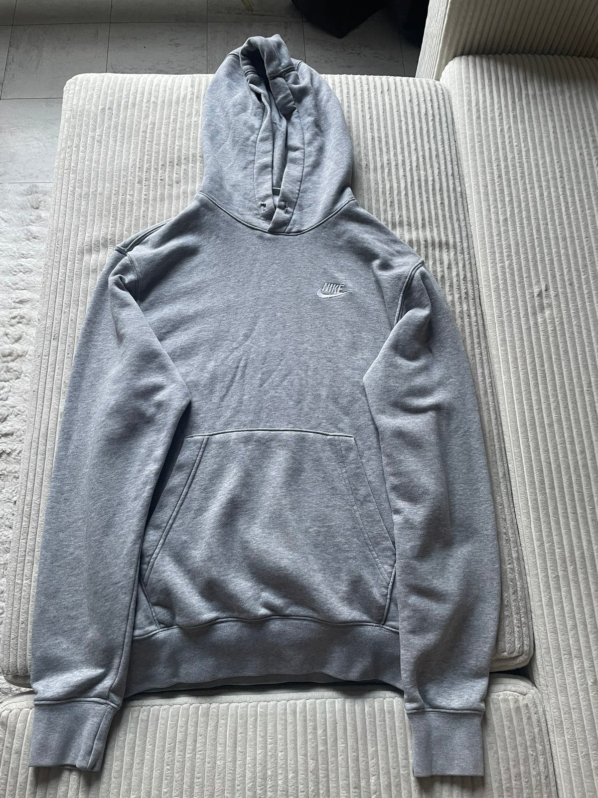 Nike grijze hoodie, Kleding | Heren, Truien en Vesten, Gedragen, Maat 46 (S) of kleiner, Grijs, Ophalen of Verzenden