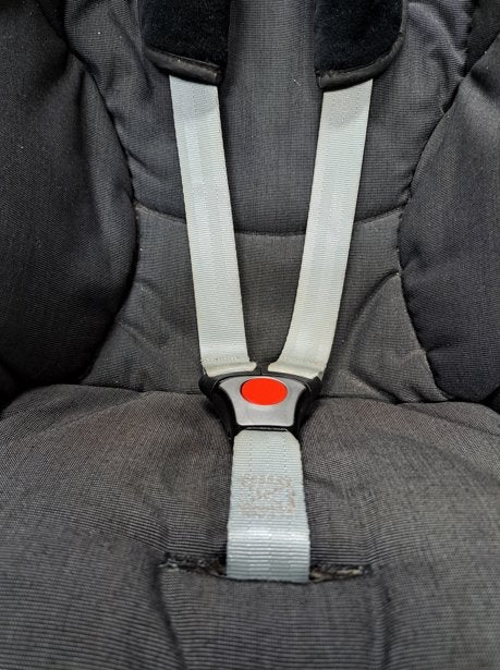 Maxi Cosi 0-13 kg draagbaar autostoeltje + engelennest, Ophalen of Verzenden, 0 t/m 13 kg, Maxi-Cosi, Autogordel