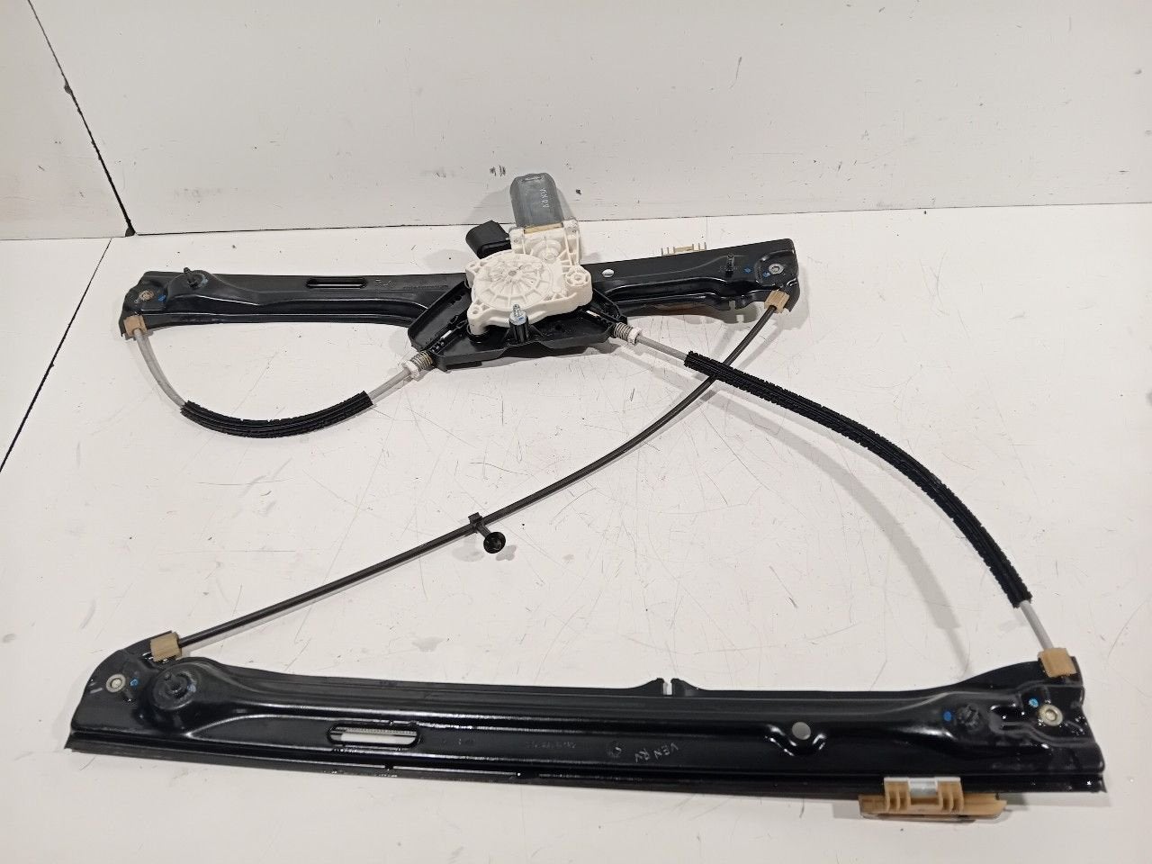 Raammechaniek elektrisch rechts voor BMW X3, Onderdelen@venauto.nl, Van der Ven Autorecycling B.V., Gebruikt, Ettenseweg 76, 4706 PB Roosendaal, The Netherlands
