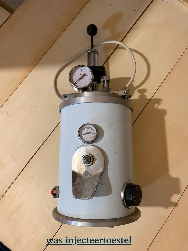 Wasinjecteermachine, Enlèvement, Utilisé