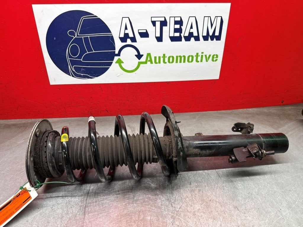 AMORTISSEUR OU ABSORBEUR DE CHOC AVANT GAUCHE (|GJ3218K001AA, Campus Kronberg 7
61476  Kronberg im Taunus, DE, Land Rover, Utilisé