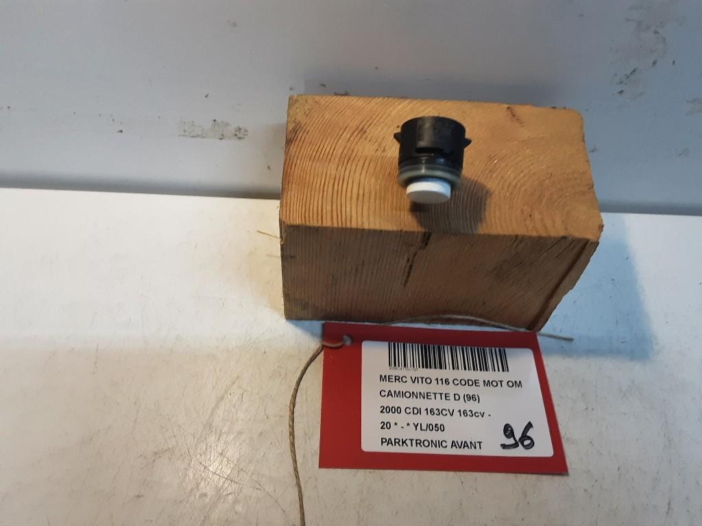 PARKEERSENSOR Mercedes-Benz Vito (447.6) (A0009055504), Gebruikt, Mercedes-Benz, Mevr. I. Hauben, Rue de l'Espoir 34 34
4030  GRIVEGNÉE, BE
