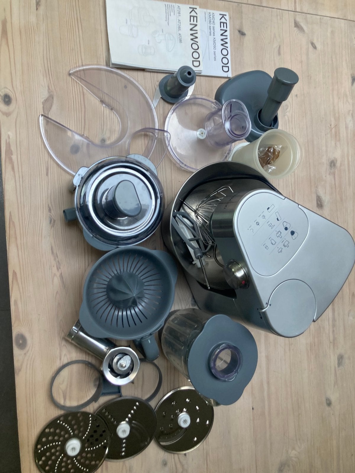 Kenwood keukenrobot, type KM286 Prospero, Elektronische apparatuur, 3 tot 4 liter, Ophalen, Nieuw, 3 snelheden of meer
