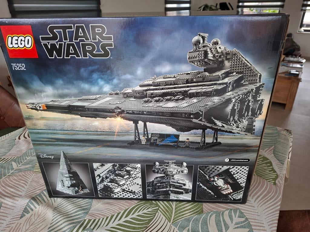 Lego 75252 UCS Imperial Star Destroyer, Ophalen