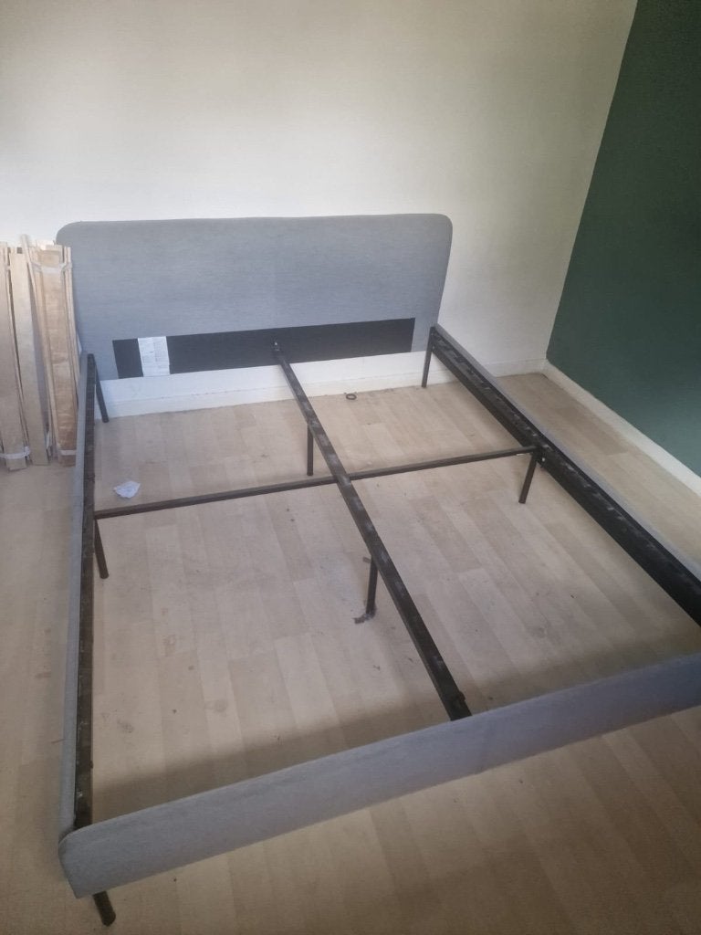 Ikea bed, Huis en Inrichting, Ophalen, Overige materialen, Overige kleuren, Tweepersoons