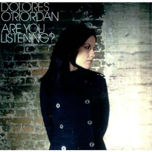 CD EN VENTE DOLORES O'RIORDAN - Êtes-vous à l'écoute ?, Envoi