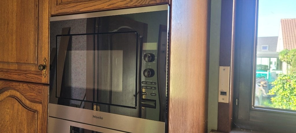Microgolfoven M6040 SC Miele, Ophalen, Microgolfoven, Zo goed als nieuw, Inbouw