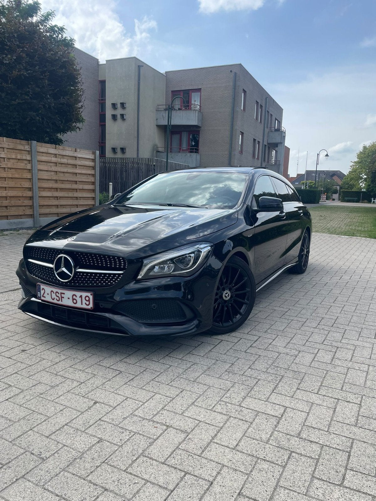Mercede CLA180 Nightpack AMG line shooting break, Autos, Cuir, CLA, Euro 6, Aide au démarrage en côte