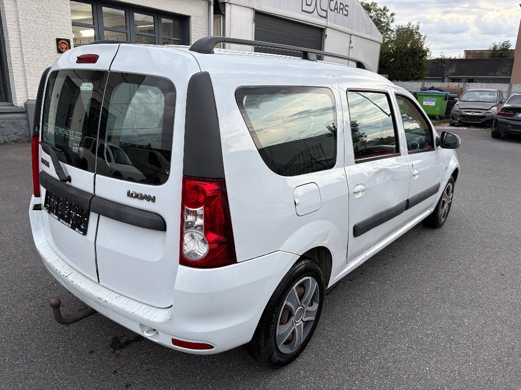 DACIA Logan MCV 1.6i, Autos, Dacia, Euro 5, Achat, 6 portes, Entreprise
