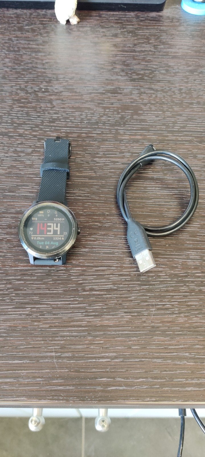 Garmin Vivoactive 3, Étanche, Avancer d'un pas, Garmin, Enlèvement