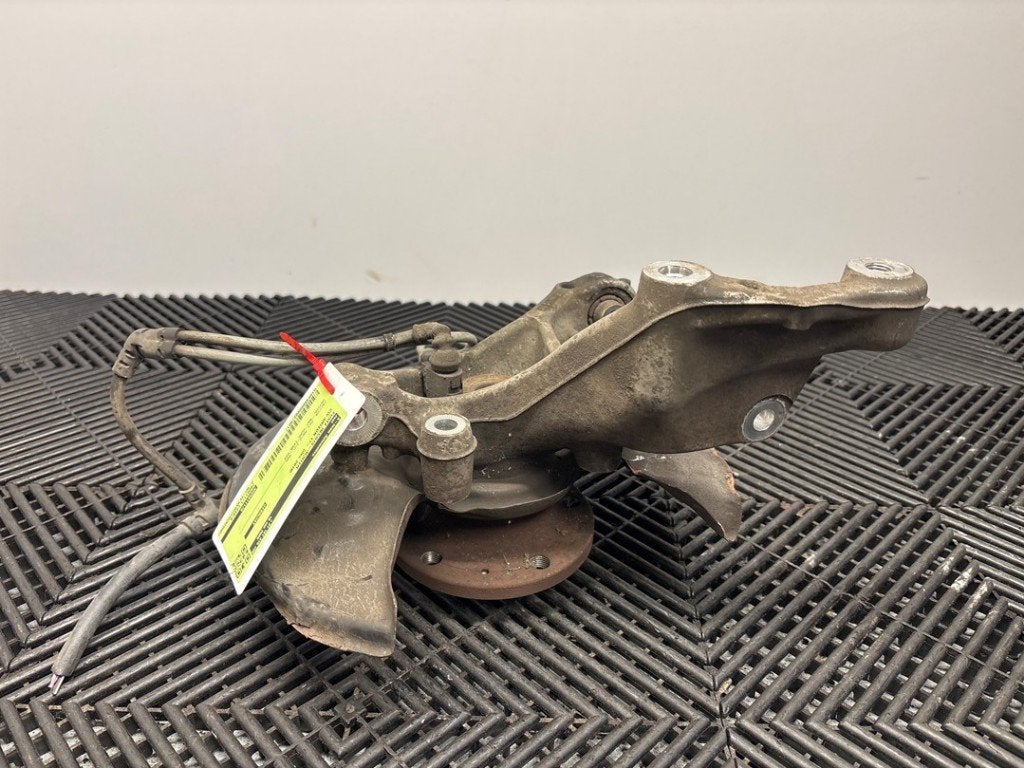 FUSEE RECHTS ACHTER Volkswagen Arteon (3HAB) (|3Q0501117A|), Gebruikt, Volkswagen, Volkswagen AG, Kundenbetreuung@volkswagen.de