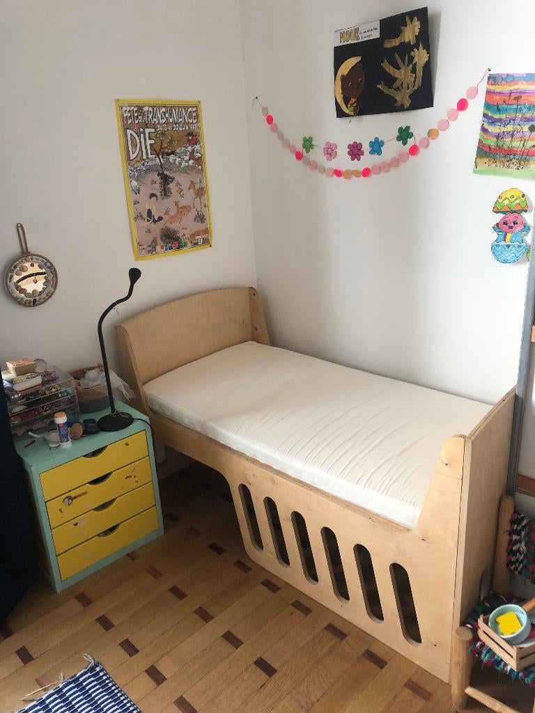 Lit cabane d'enfant en bois sur mesure, Enlèvement, Comme neuf, Lit