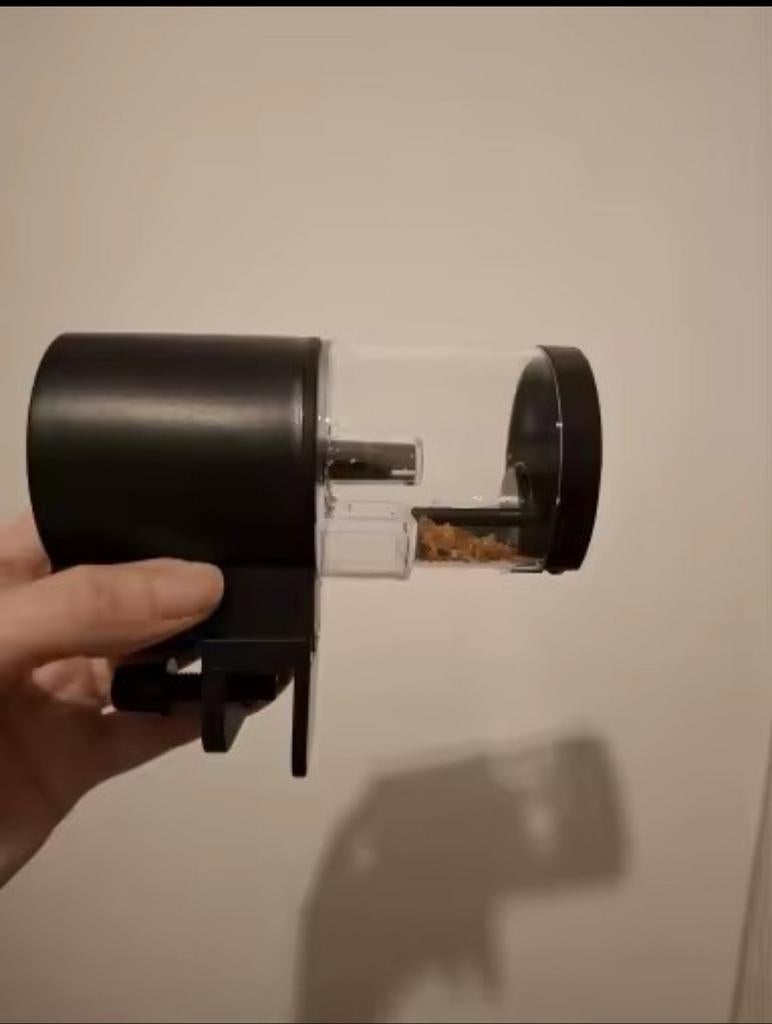 Automatisch visvoeder