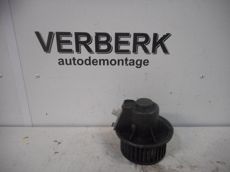 VENTILATEUR DE CHAUFFAGE Golf II (19E) (vw191819021), Robert Bosch AG, Volkswagen, Utilisé, Robert-Bosch-Allee 1
74232  Abstatt, DE