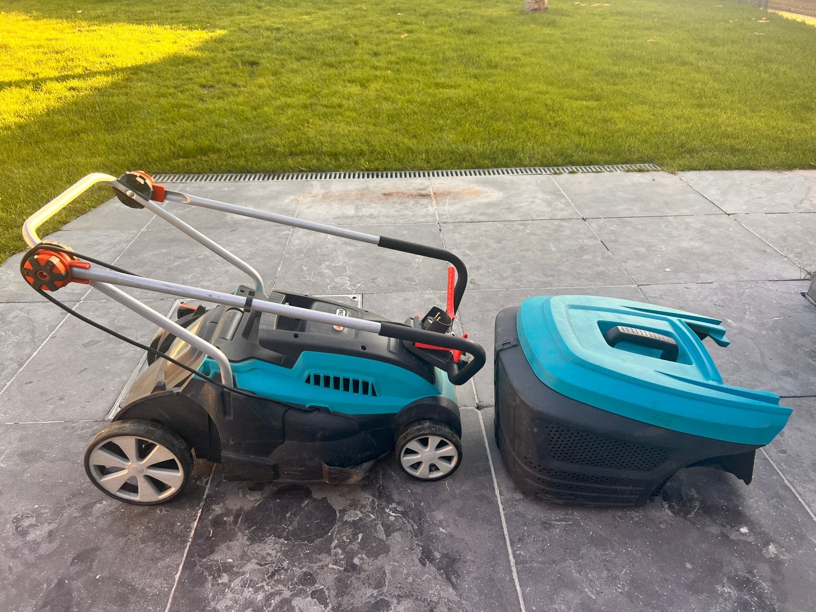 Gardena grasmaaier powermax 37e, Ophalen, Zo goed als nieuw