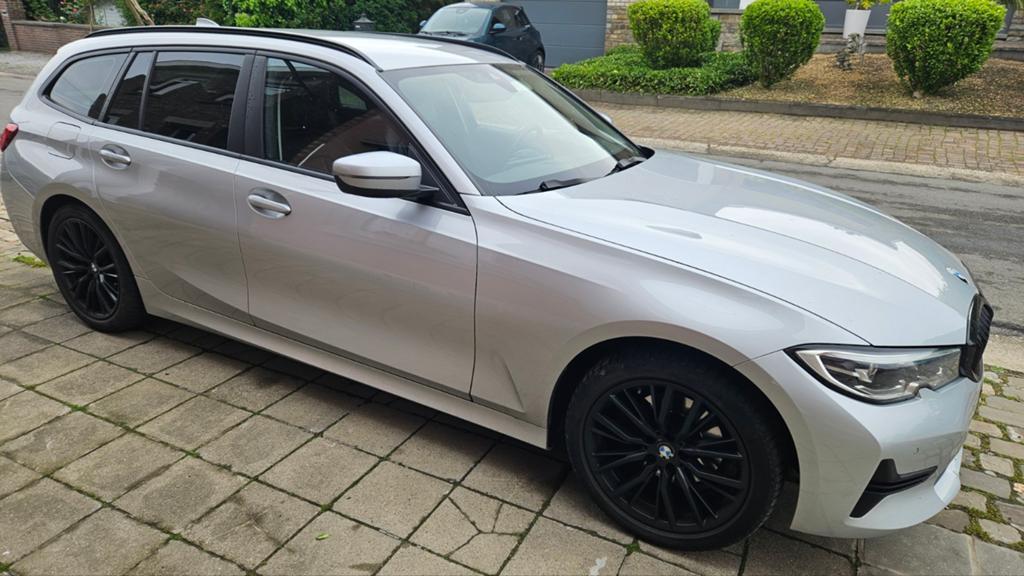 320i 74000km 01/2020 Garantie BMW, Autos, Cuir, Argent ou Gris, Entretenue par le concessionnaire, Noir