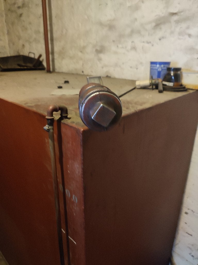 Mazout, Bricolage & Construction, Enlèvement