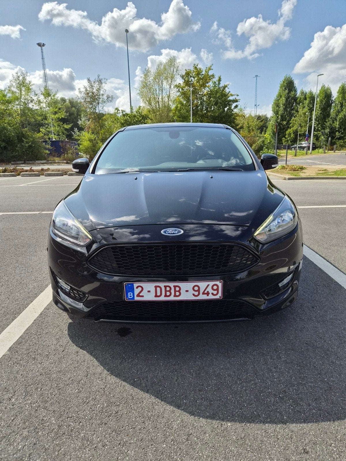 Ford Focus 1.0 EcoBoost St-line, Stof, Zwart, Handgeschakeld, 5 deurs